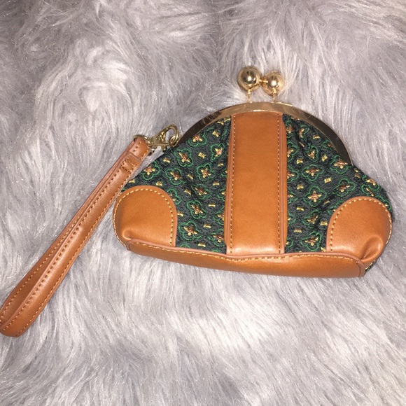 Rara Avis by iris apfel Handbags - Rara Avis By Iris Apfel Printed Frame Wristlet